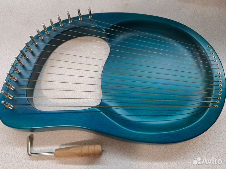 Лира 16 струн