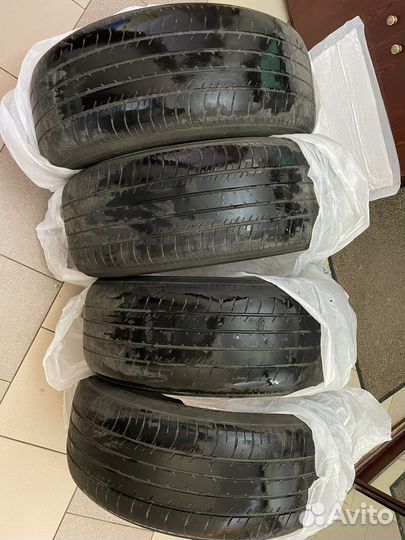 Yokohama dB Decibel E70D 215/55 R17 93Y