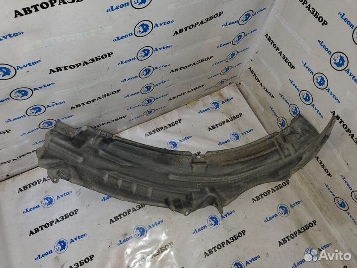 Подкрылок Nissan Gloria Y34 VQ25 1999