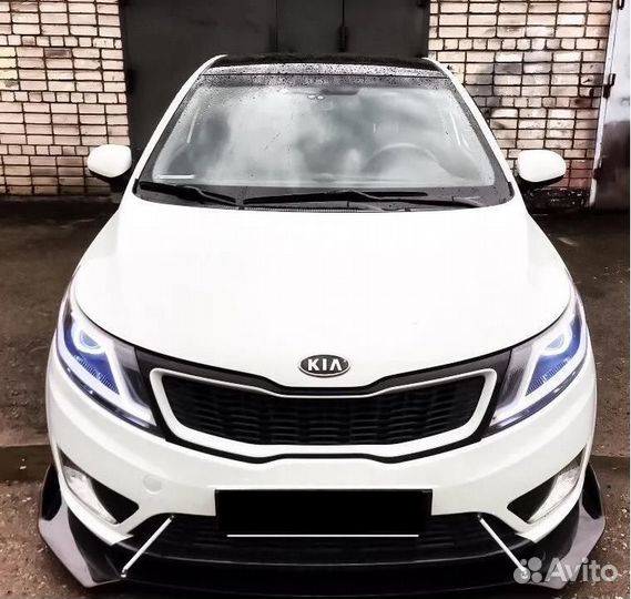 Сплиттер губа на бампер Kia