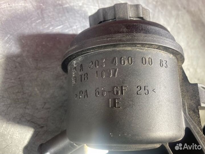 Бачок гидроусилителя Mercedes C-Class W203 OM646