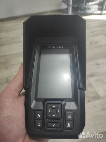 Козырек для эхолота Garmin striker 4