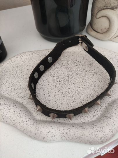 Ошейник с шипами кожаный