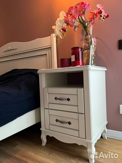 Тумба прикроватная массив Бука 