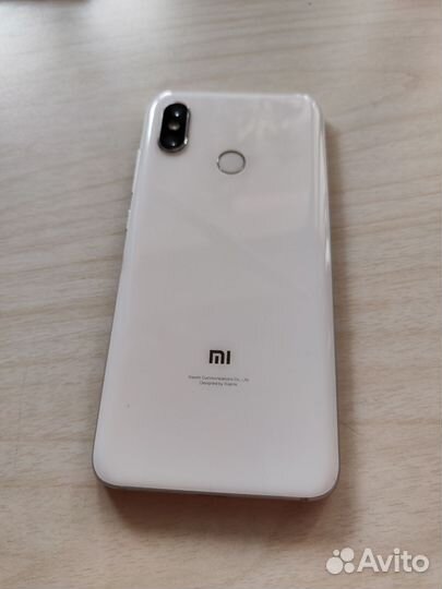 Телефон Xiaomi mi 8