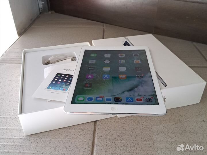 iPad air 16gb sim+Wi-Fi