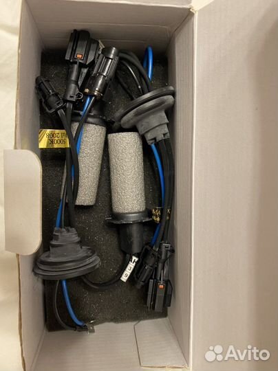 Комплект ксеноновых ламп MaXLux