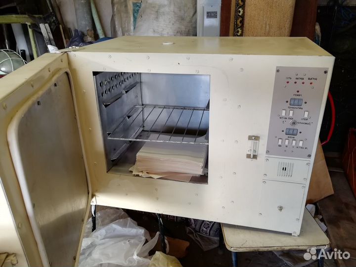 Сухожаровой шкаф