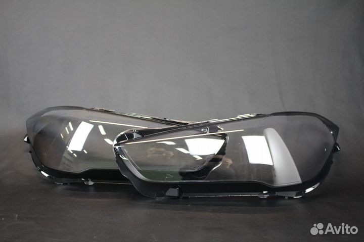 Cтекла фар BMW X1 F48 c 2019 г.в. левое/правое