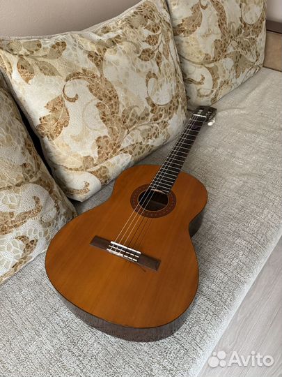 Классическая гитара Yamaha C40