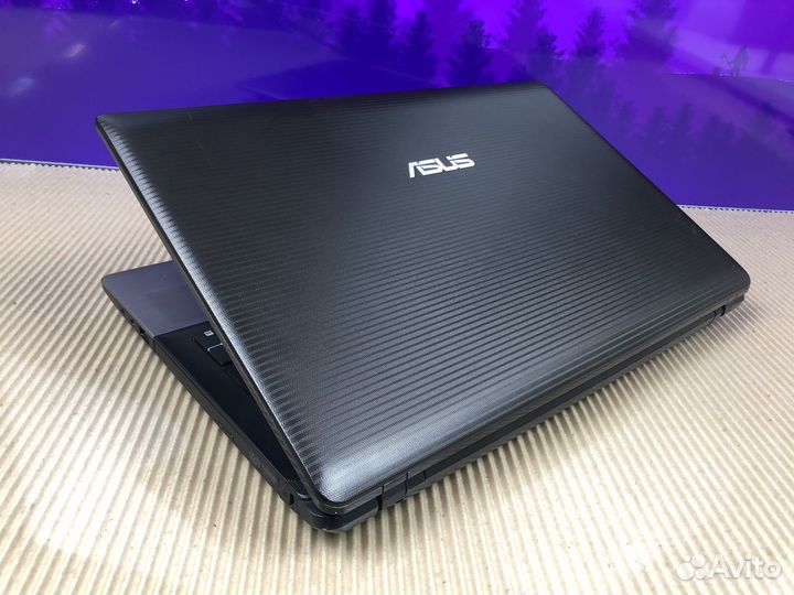 Ноутбук Asus i7/6gb/256Gb