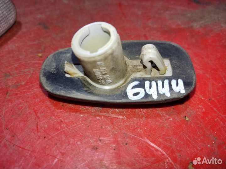 Повторитель в крыло Opel Astra G хетчбек 1.6I 1998