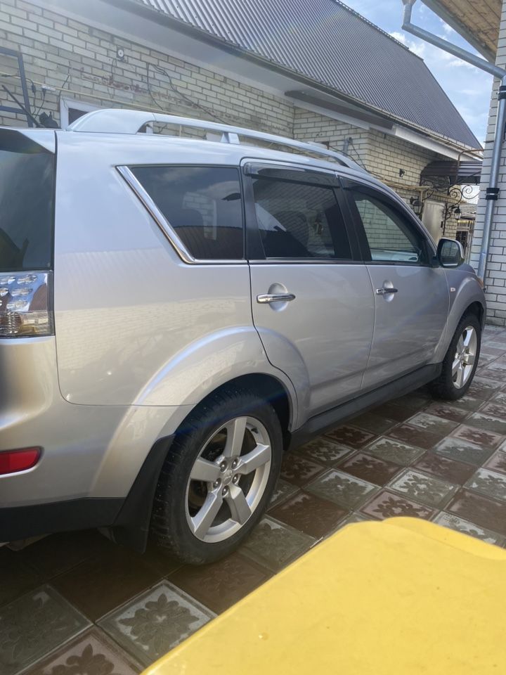 Mitsubishi Outlander: фото владельца