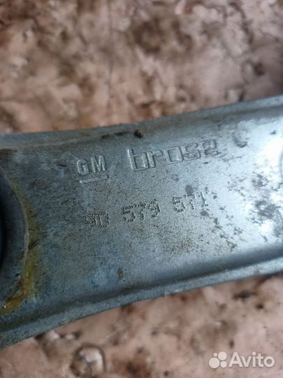 Стеклоподъемник передний левый Opel Zafira A