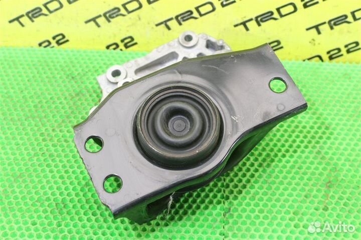 Подушка двигателя правая Nissan X-Trail TNT31