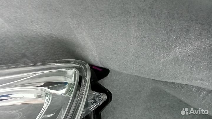 Subaru outback фары ксенон правый руль