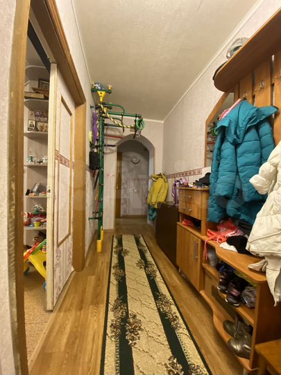 3-к. квартира, 67 м², 9/9 эт.