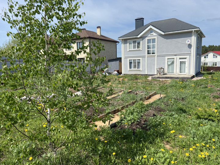 Коттедж 190 м² на участке 12 сот.