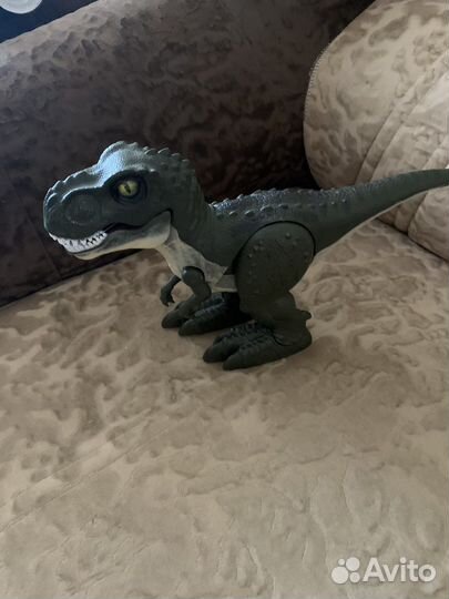 Динозавры игрушки