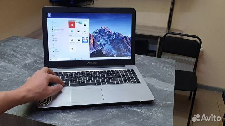 Ноутбук Asus (Мощный, Проц Intel Core i7 )