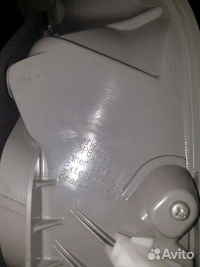 Фонарь задний наружний левый Camry V50