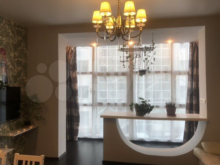 2-к. квартира, 74 м², 1/4 эт.