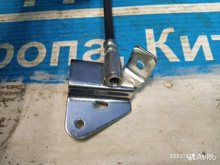 Шланг тормоз пер.лев Jeep Grand Cherokee WJ 99-04