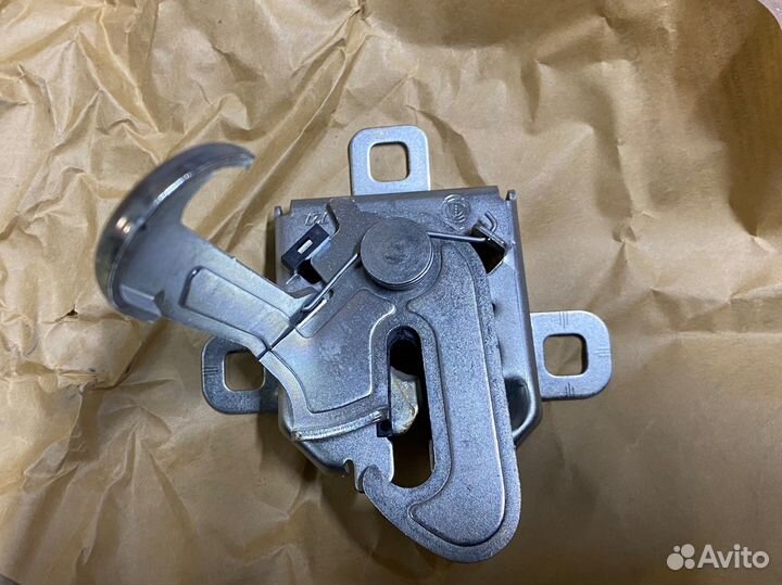 Fiat Grande Punto Замок капота