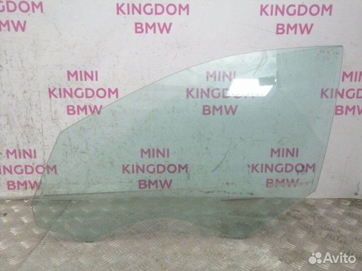Стекло переднее левое Bmw 5-Series F10 N52B25 2011