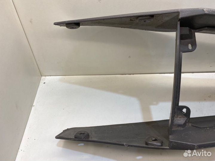 Консоль между сидений Kia Spectra седан S6D 2008