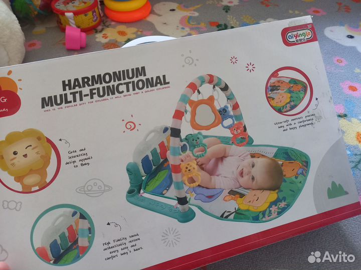 Развивающий коврик с пианино