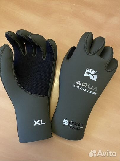 Перчатки неопреновые