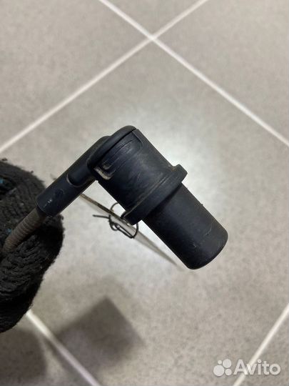 Датчик положения коленвала Geely Emgrand 2013 г