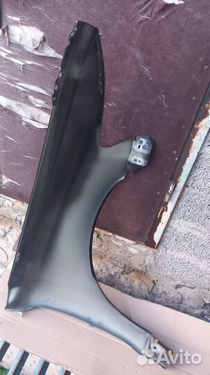 Volvo S40 2004-2012 левое черное крыло отличное