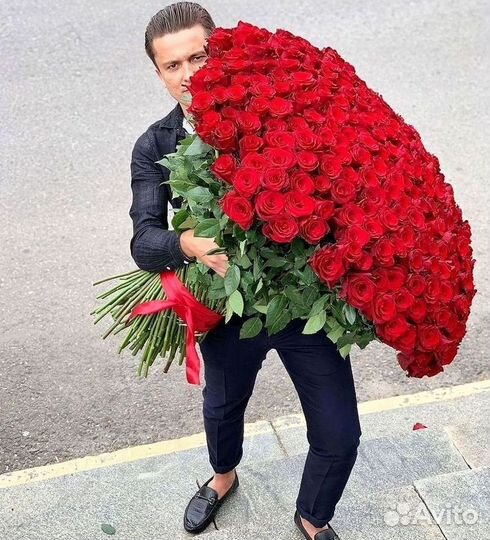 Букет роз 101 роза 51 роза
