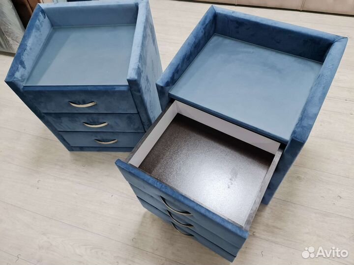 Прикроватные тумбы