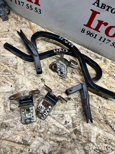 Петли петля двери багажника Byd f3 bud bad бад ф3