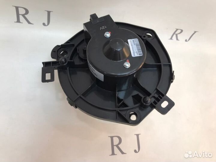 Мотор вентилятор отопителя печки Ивеко Дейли