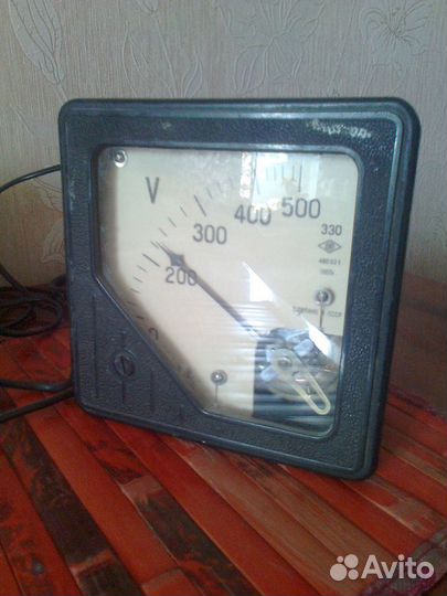 Прибор времён СССР. Вольтметр Э30