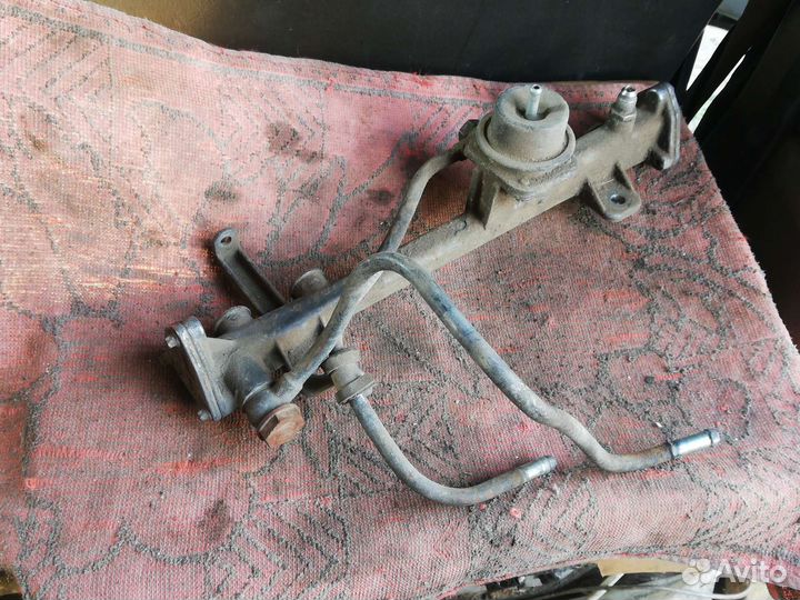 Рампа топливная Опель Фронтера А