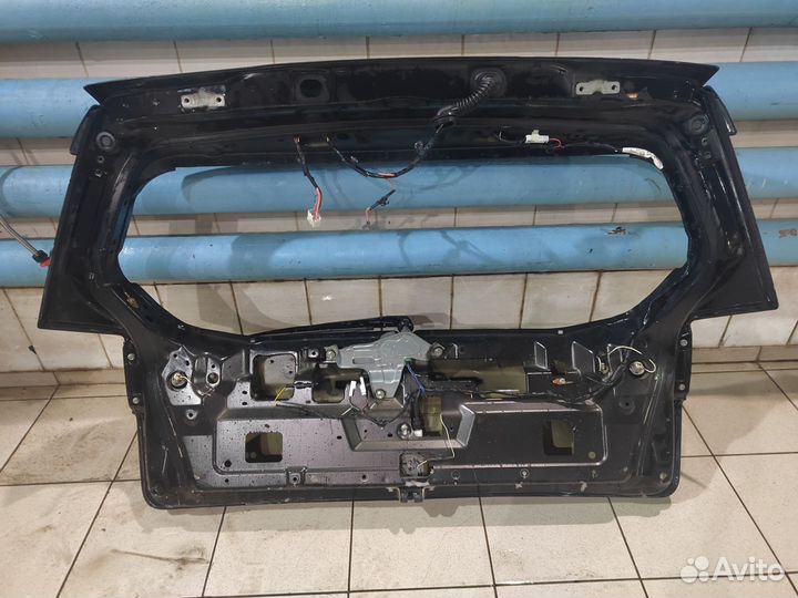 Крышка багажника Мицубиси аутлендер