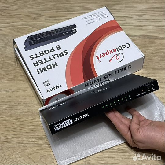 Разветвитель Cablexpert HD19F/8x19F 1 (новый)
