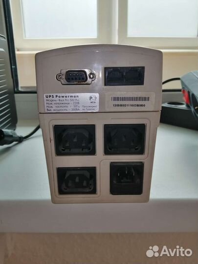 Бесперебойник электропитания, с аккумулятором