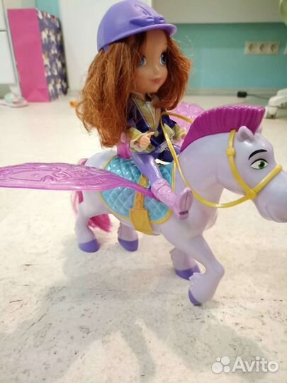 Ишрушки замок Эльзы, Принцесса София