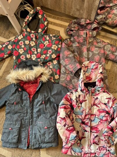 Куртка для девочки 104р