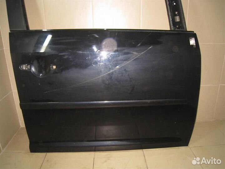 Дверь передняя правая volkswagen Touran (1T1)