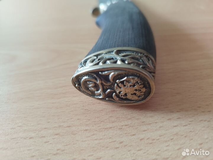 Охотничий нож из дамаской стали