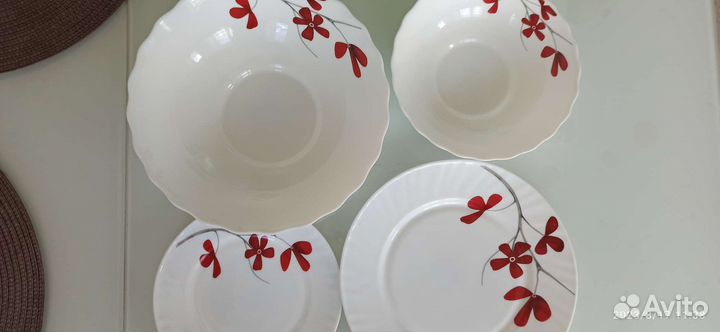 Набор столовой посуды на 6 персон