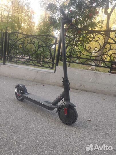 Электросамокат Xiaomi Mijia Electric Scooter M365