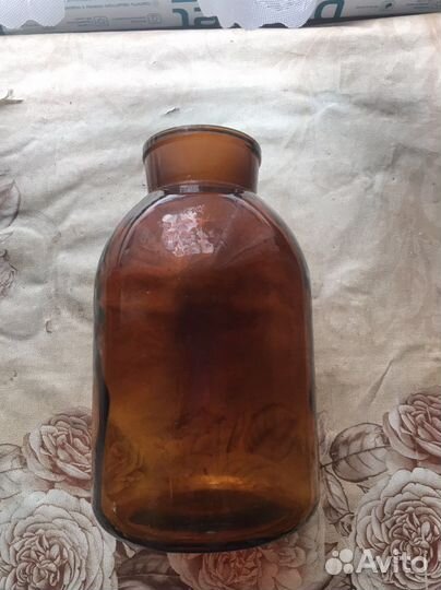 Банки темное стекло